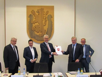 Minister Dr. Althusmann übergibt Förderbescheide für Breitbandausbau © Landkreis Diepholz